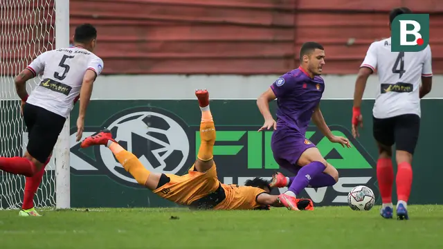 Foto: Dua Gol Bola Mati Jaja ke Gawang Persik Kediri Jauhkan Madura United dari Zona Degradasi di Pekan ke-13 BRI Liga 1