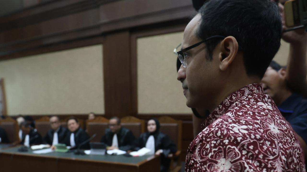 FOTO: Nadiem Makarim Mengaku Sakit Saat Jalani Sidang Korupsi Chromebook