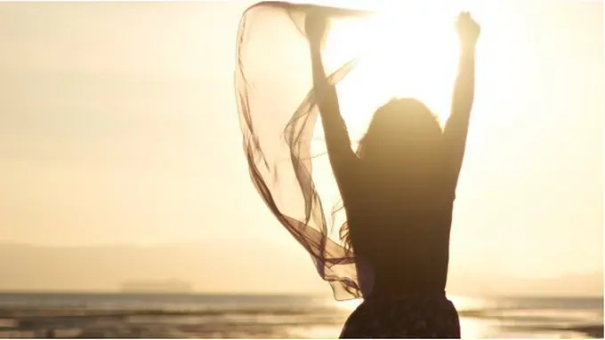 Zodiak/copyright unsplash.com/@catherinewmcmahon