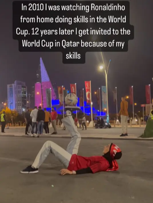 Awalnya, freestyler hijab asal Denmark itu mengunggah aksinya di TikTok @asgari_freestyle.