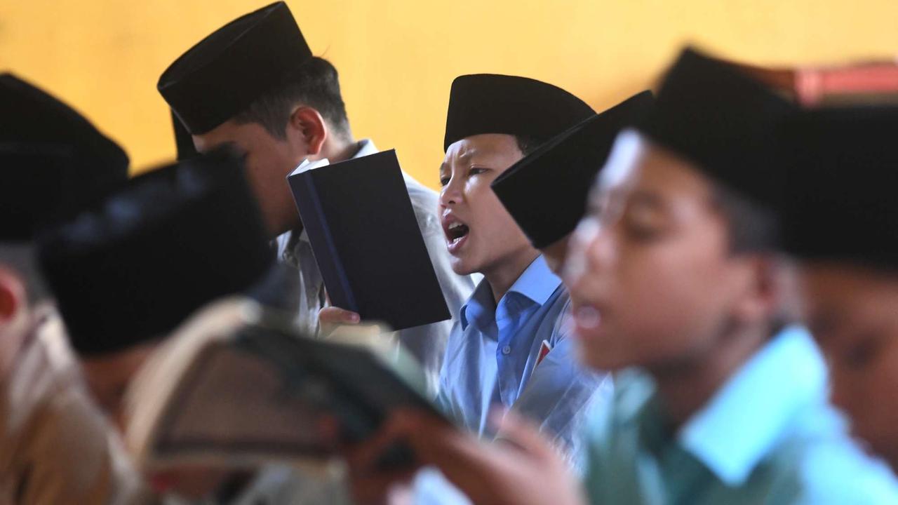 Santri bertadarus Alquran di Depok