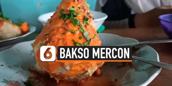 VIDEO: Menikmati Kuliner Bakso Mercon di Musim Hujan