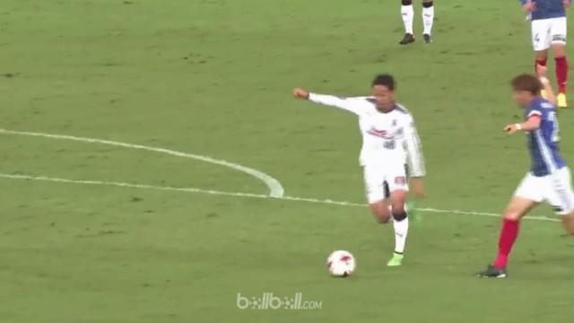 Berita video highlights Liga Jepang 2017 antara Yokohama F Marinos melawan Cerezo Osaka dengan skor 1-4. This video presented by BallBall.