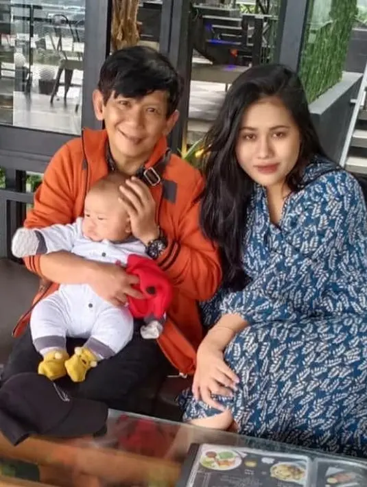 <p>Tiara tak mempermasalahkan terkait usia pemeran dalam sinetron Orang Ketiga ini. Menurutnya, Ginanjar berkepribadian baik, ramah dan humoris. [Instagram/tiaraamalia97/ginanjar4sekawann]</p>