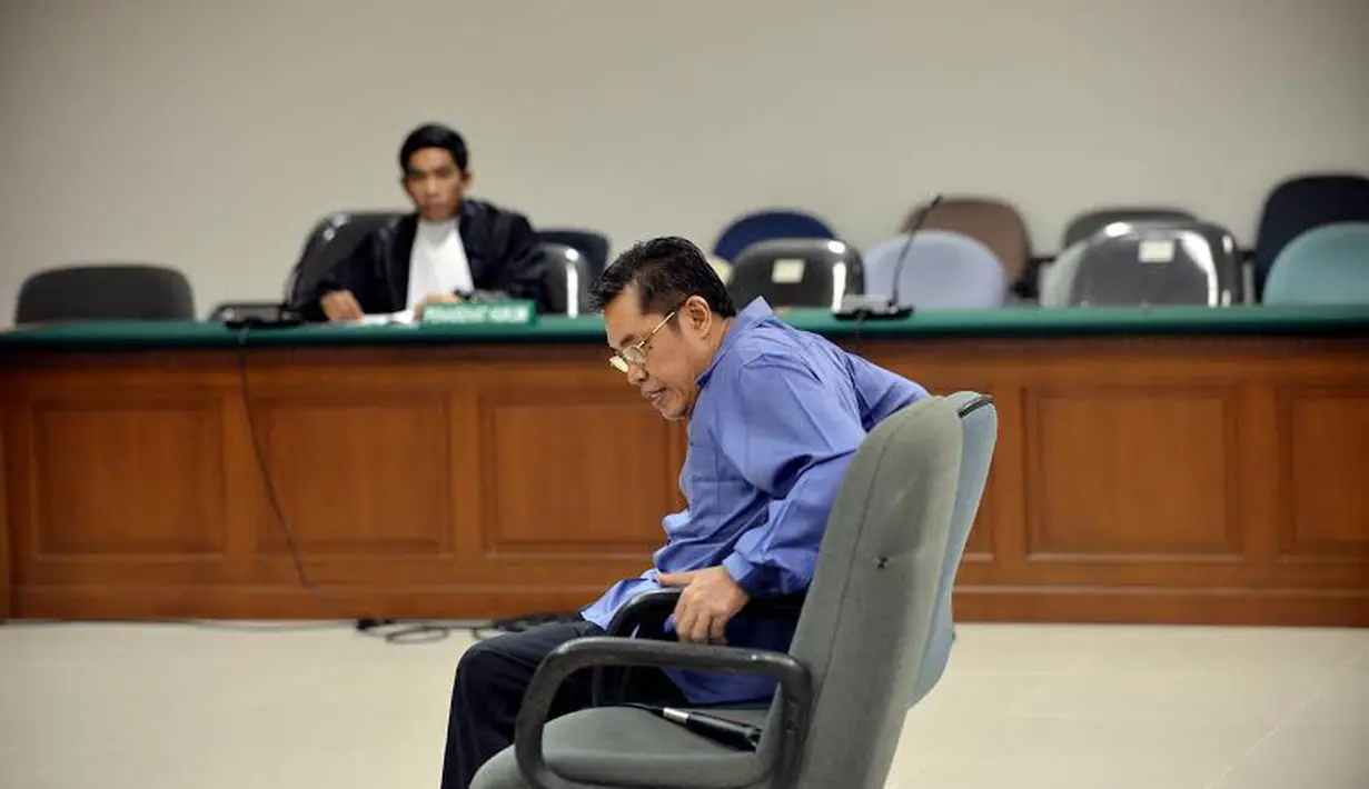 Ahmad Jauhari dituntut Jaksa Penuntut Umum (JPU) terkait dugaan korupsi proyek pengadaan Al-Quran di Dirjen Bimas Islam Tahun Anggaran 2011 dan 2012 senilai Rp 22,5 miliar (Liputan6.com/Johan Tallo) 