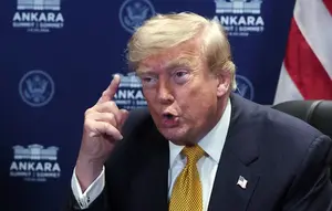 Trump Ancam Bombardir Iran, Harga Minyak Dunia Melonjak