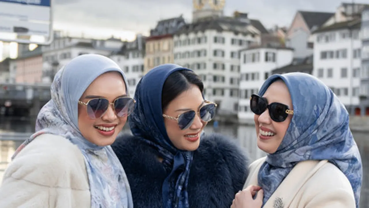 Buttonscarves Switzerland Series