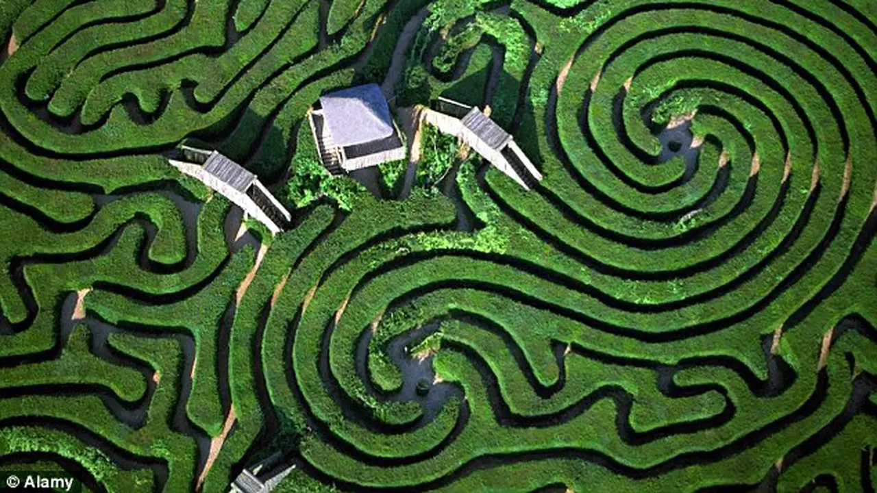 Longleat Hedge, Labirin Terumit dan Terpanjang di Dunia