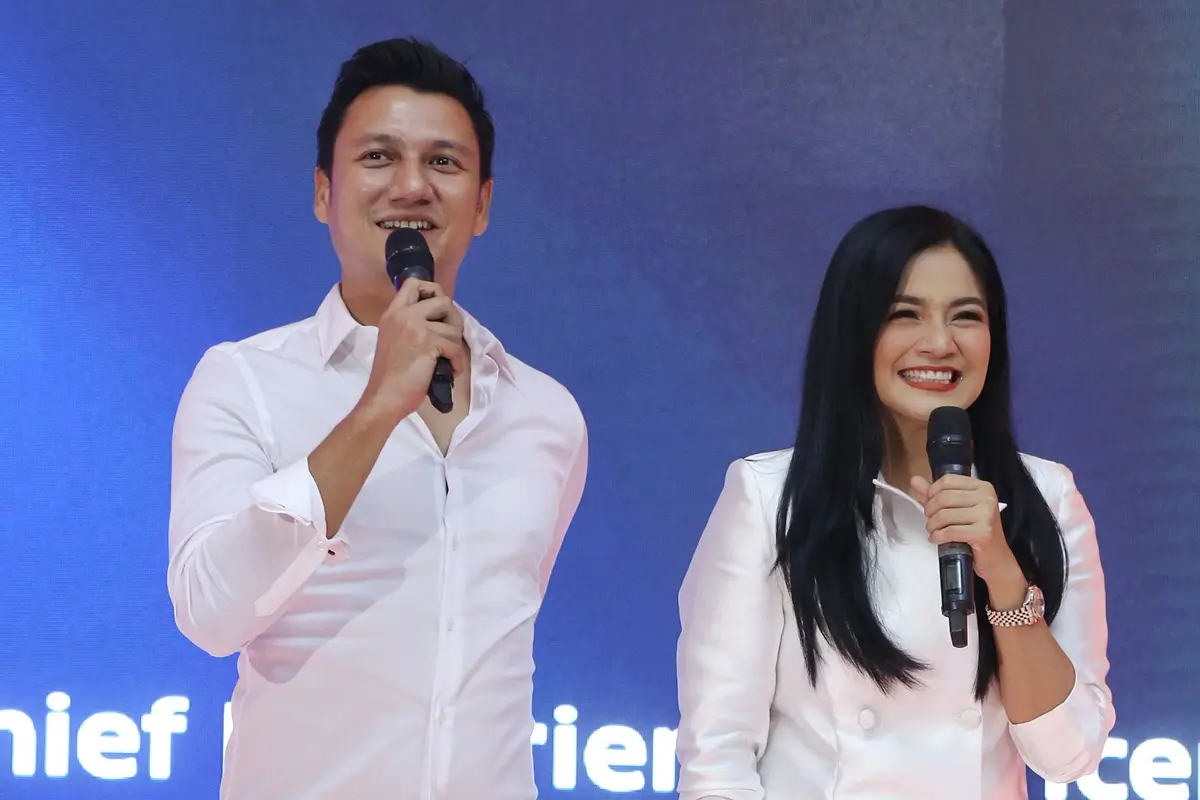 [Fimela] Christian Sugiono dan Titi Kamal
