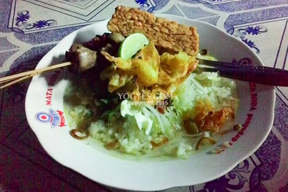 [Bintang] Soto Sampah