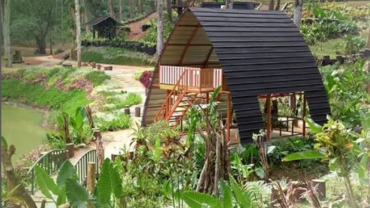 Wana Wisata Situ Mustika di Kota Banjar, Jawa Barat