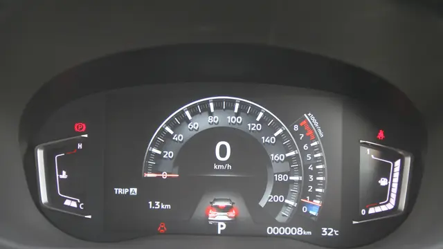 Intrumen panel New Mitsubishi Xpander Cross