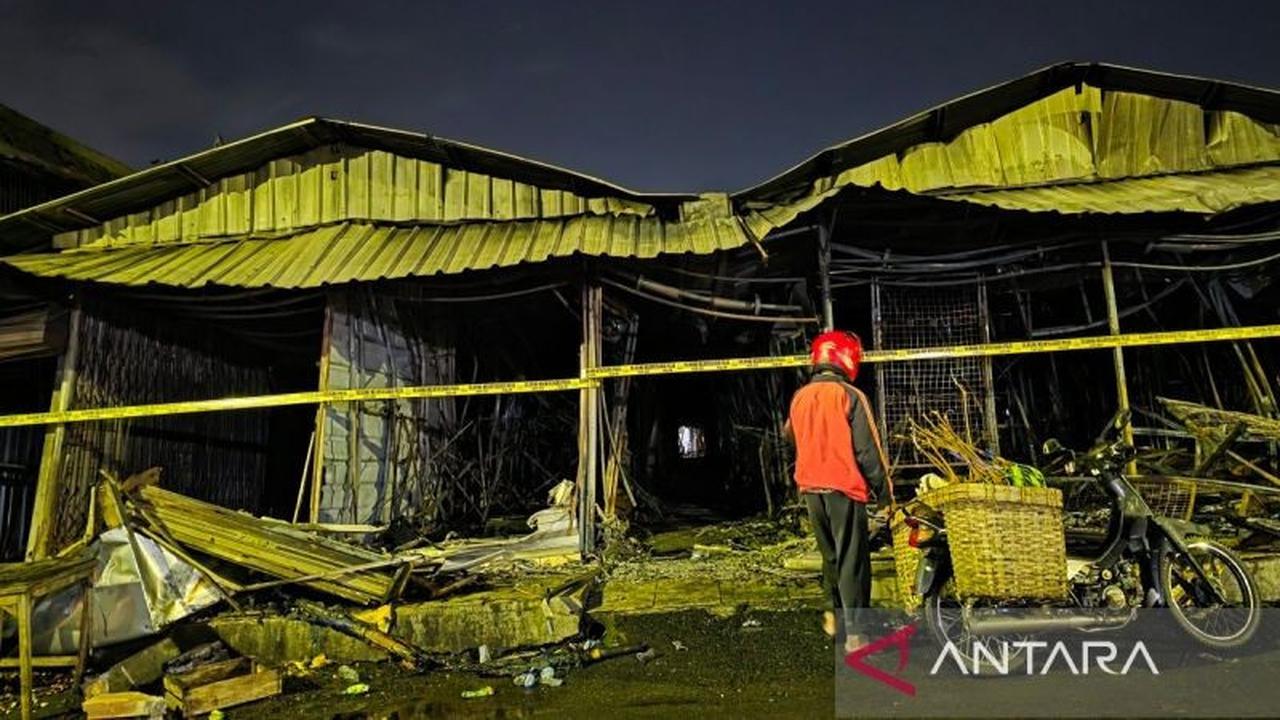 Kebakaran Hebat Landa Ratusan Kios di Pasar Kanjengan Semarang 2026, Penyebab Masih Diselidiki