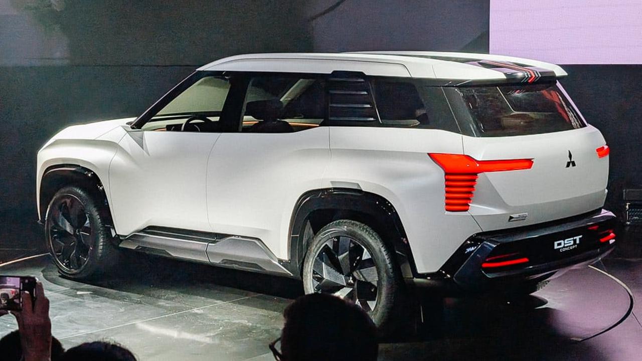 Mitsubishi Ungkap DST Concept Bukan XForce 7-seater atau Penerus Pajero Sport