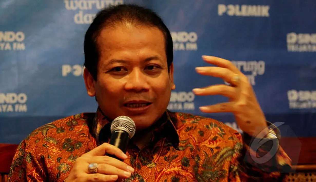 Wakil Ketua DPR RI Taufik Kurniawan berbicara saat diskusi polemik bertajuk 'Banyak Pilihan Untuk Jokowi' di Jakarta, Sabtu (7/2/2015). (Liputan6.com/Johan Tallo)