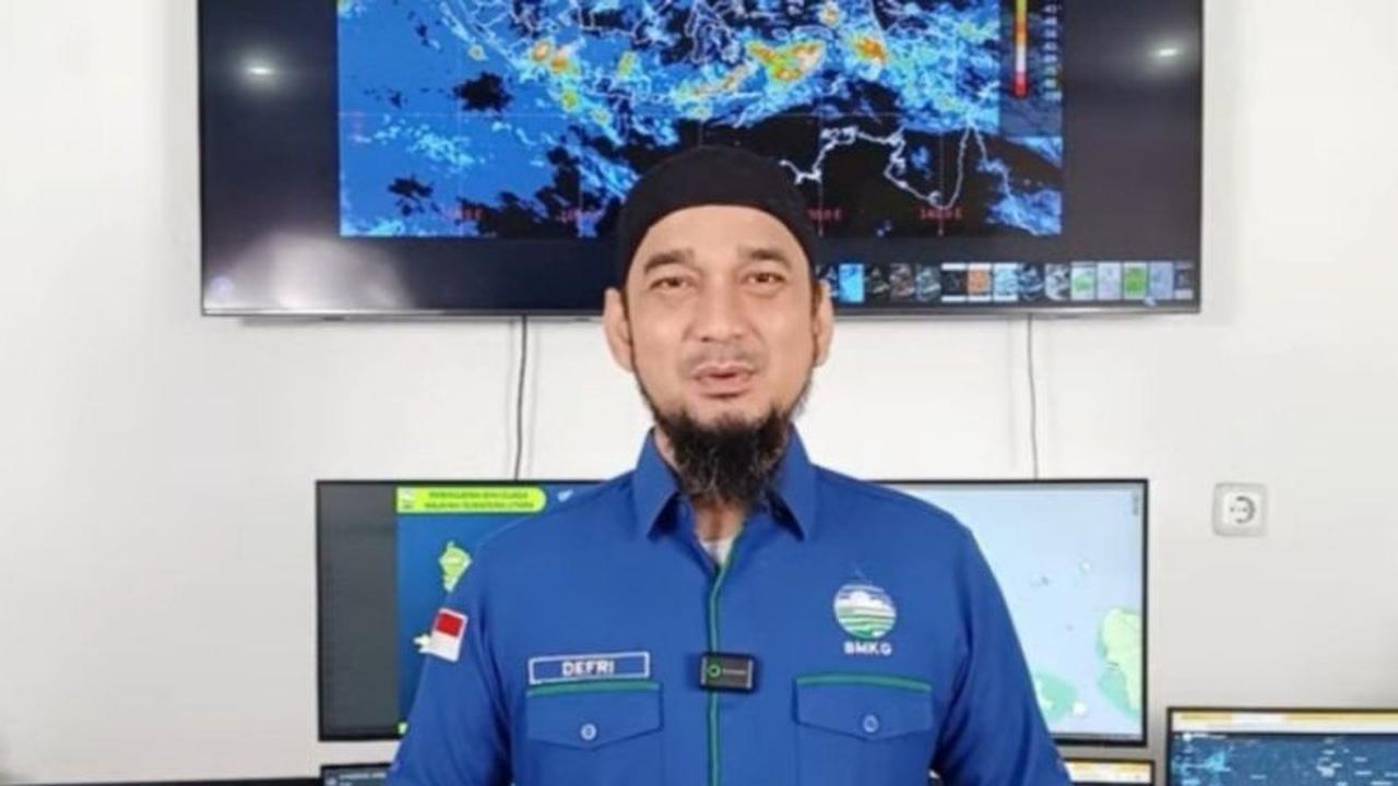 BMKG Ingatkan Waspada Hujan Durasi Lama di Sumatera Utara pada Senin