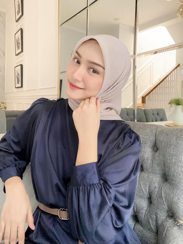 Melody Prima pemain sinetron yang lama vakum kini umumkan resmi cerai (Foto: Instagram melodyprima)