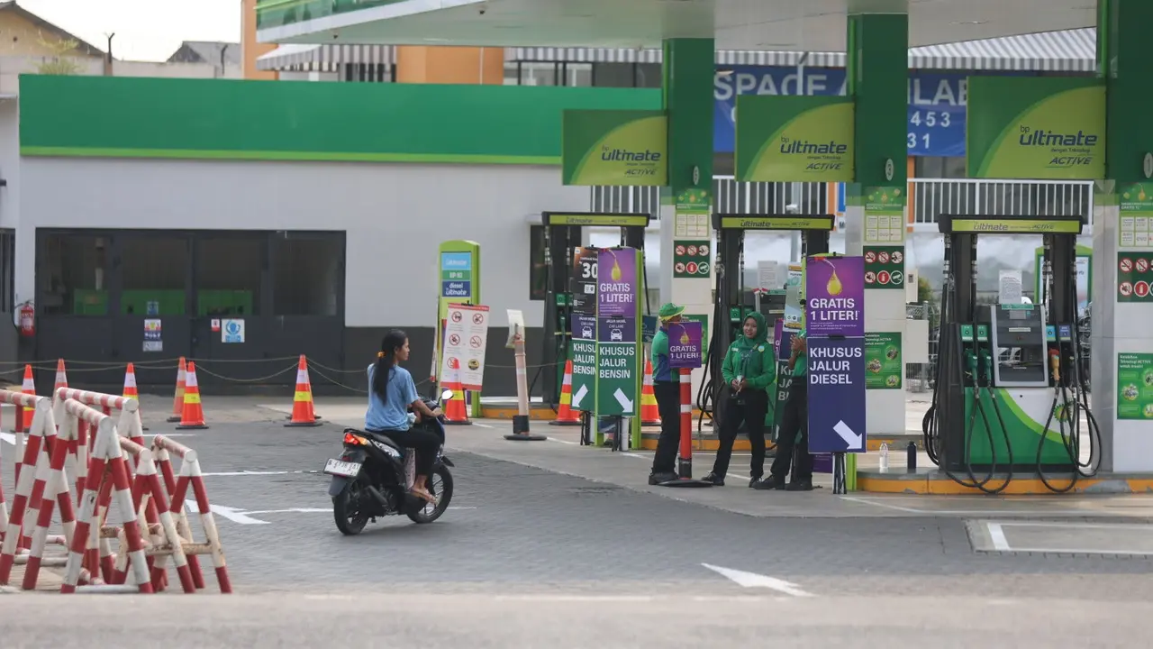Berminggu-minggu BBM di SPBU Swasta Kosong