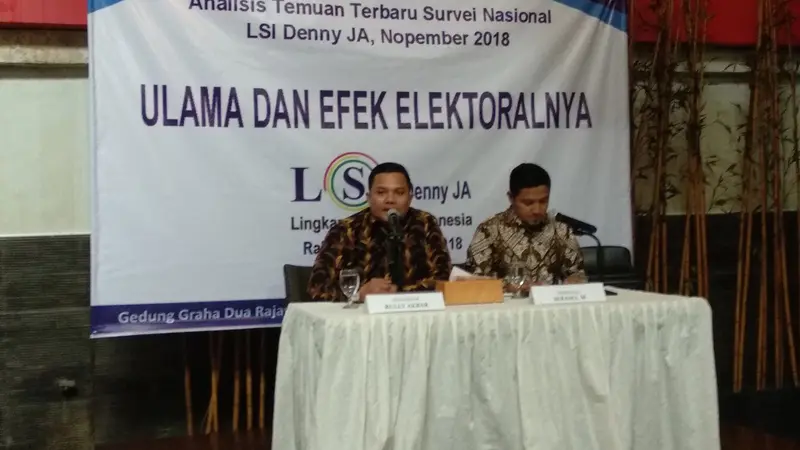 Lingkaran Survei Indonesia (LSI) Denny JA merilis temuan terbaru survei nasional November 2018 terkait Ulama dan Efek Elektoralnya.