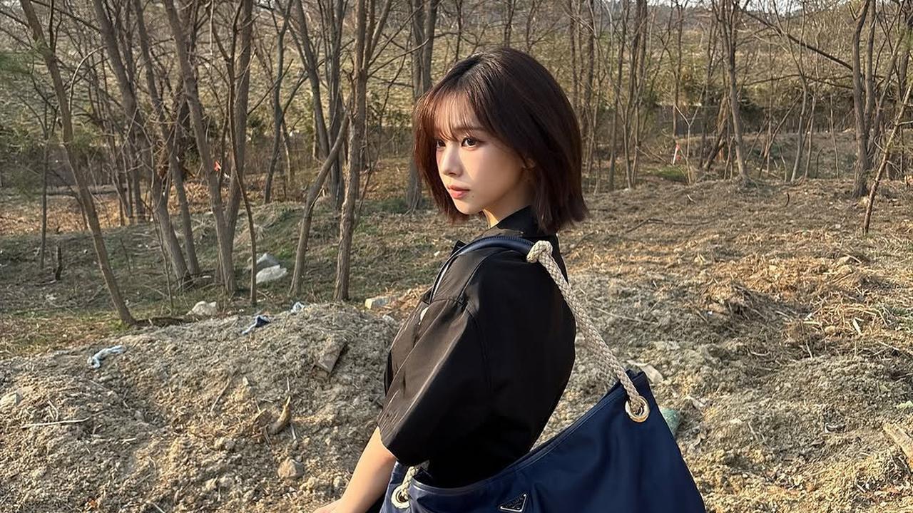 Potret Terbaru Karina aespa dengan Outfit Simple Tapi Terlihat Kece dan Cantik