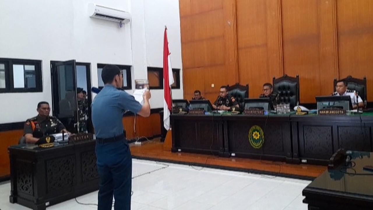 Pecah Tangis Serda Adan Saat Minta Keringanan Hukuman Depan Hakim Usai Dituntut Penjara Seumur Hidup