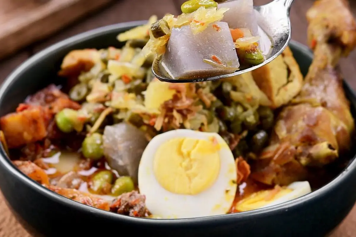 Lontong Cap Go Meh