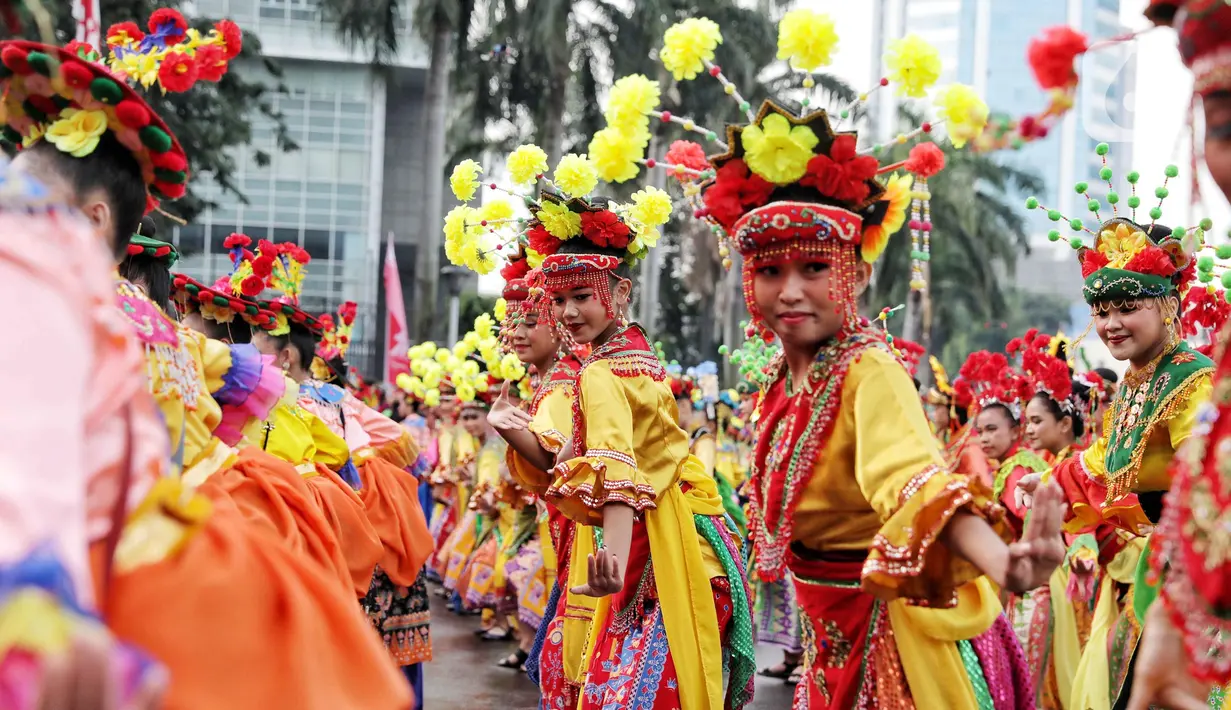 Pertunjukan budaya ini menjadi perwujudan nyata komitmen Jakarta sebagai kota inklusif, berakar pada kearifan lokal, sekaligus terbuka terhadap keragaman budaya. (Liputan6.com/Angga Yuniar)