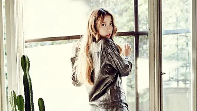 IU Adaptasi Cerita Alice in Wonderland untuk Album Barunya