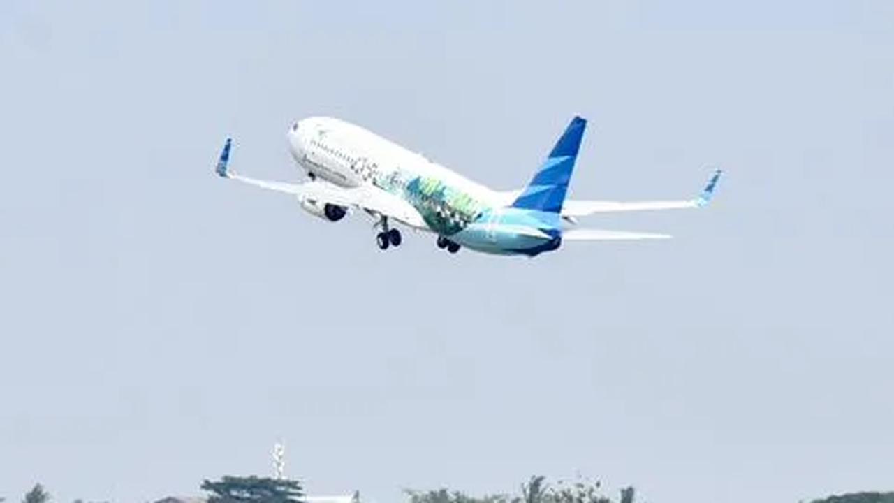 Garuda Indonesia Terbangkan Pesawat Komersial Pertama Pakai Bahan Bakar Campuran Sawit