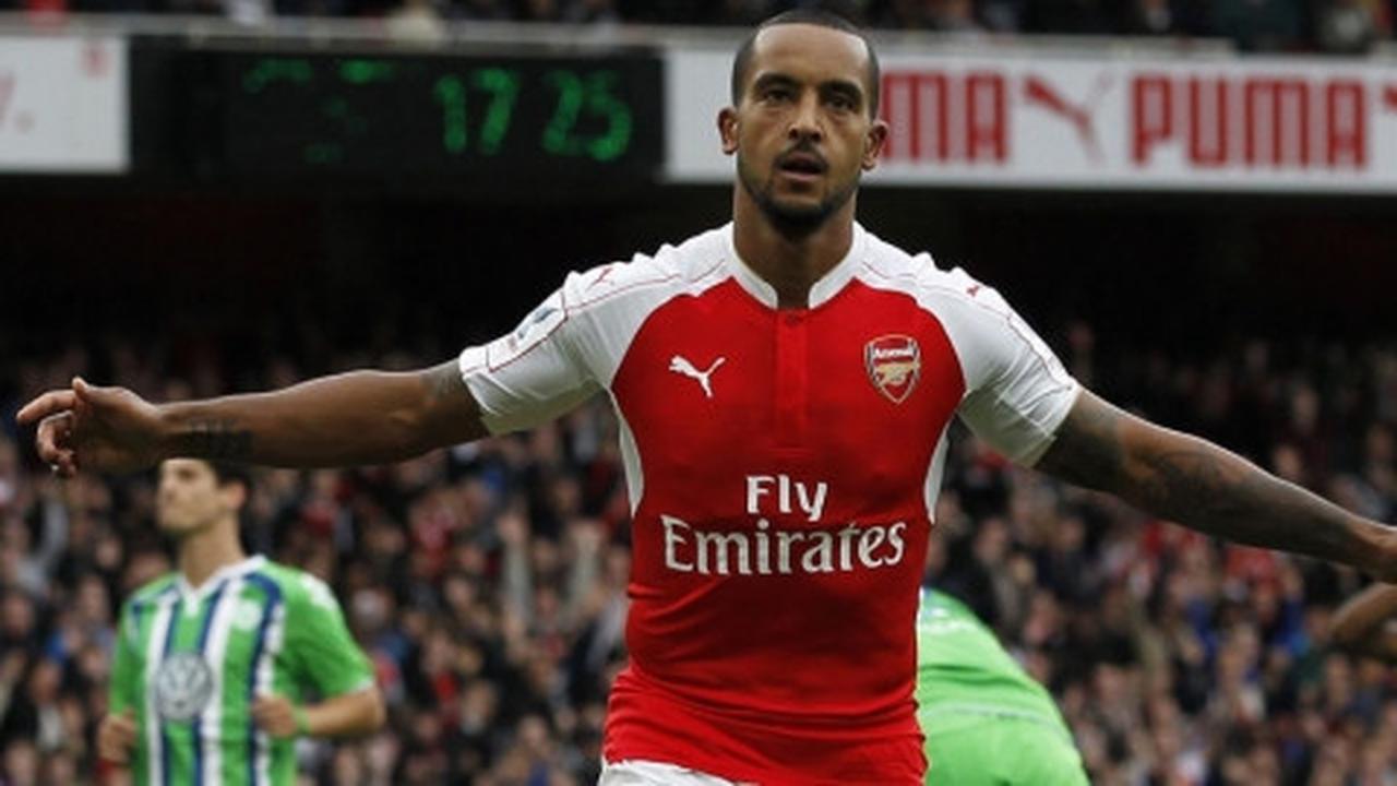 Waddle: Walcott takkan pernah jadi striker Arsenal