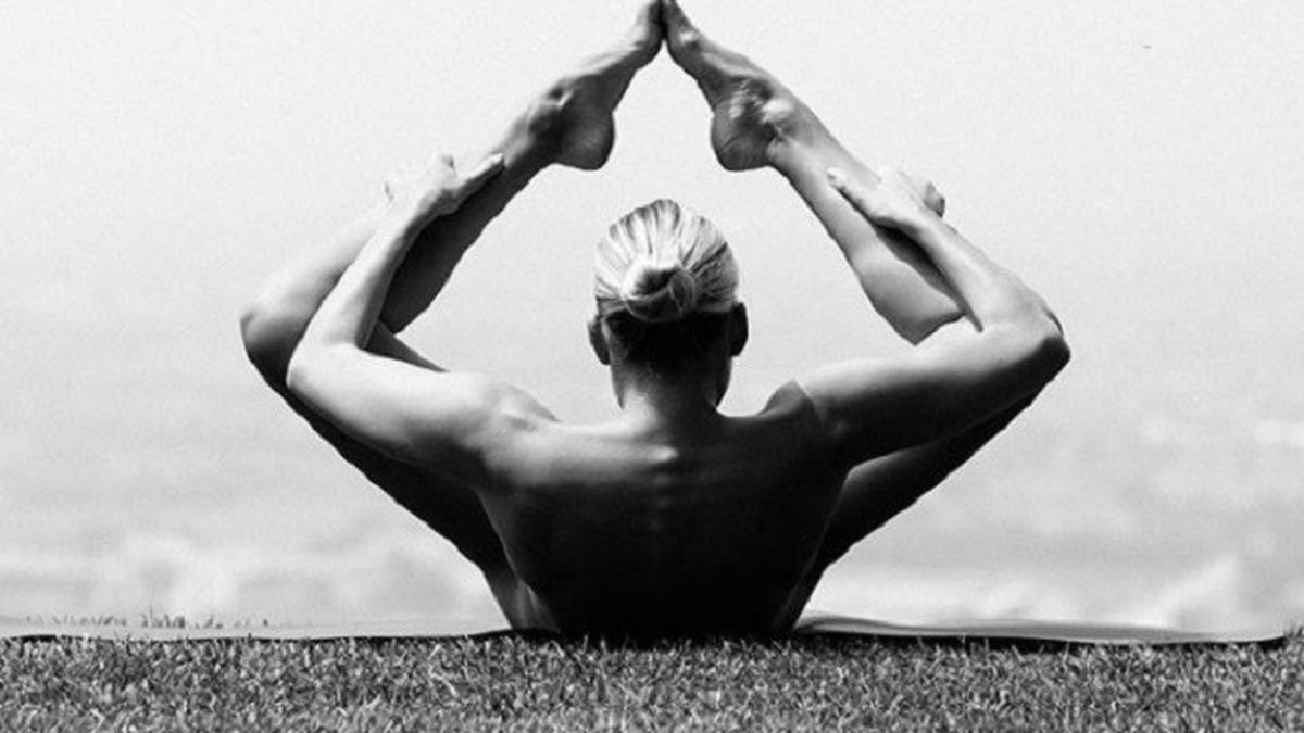 Nude Yoga, Tren Olahraga dan Fotografi Populer di Jagat Maya - Lifestyle Liputan6.com