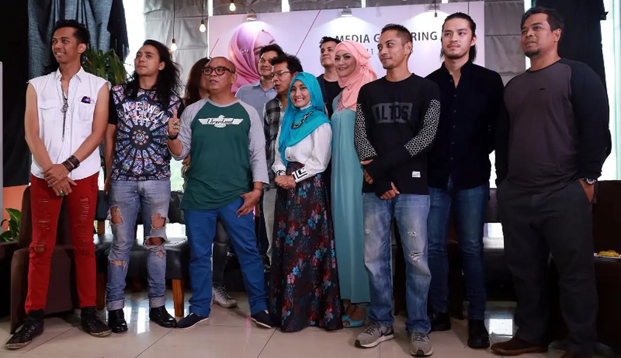 Jody dan para pemain film Dreams  (Wimbarsana/Bintang.com)