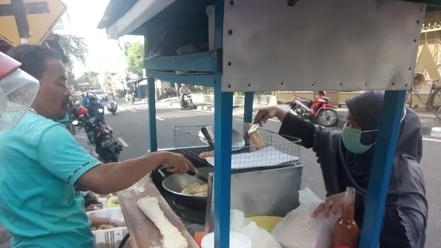Cakwe Adi