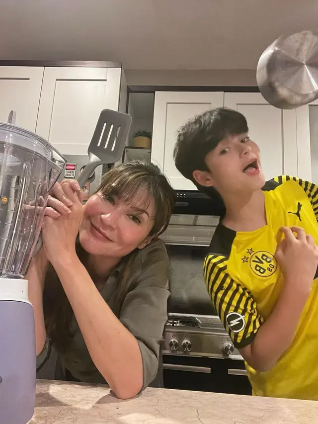 Tamara Belszynski dan anak