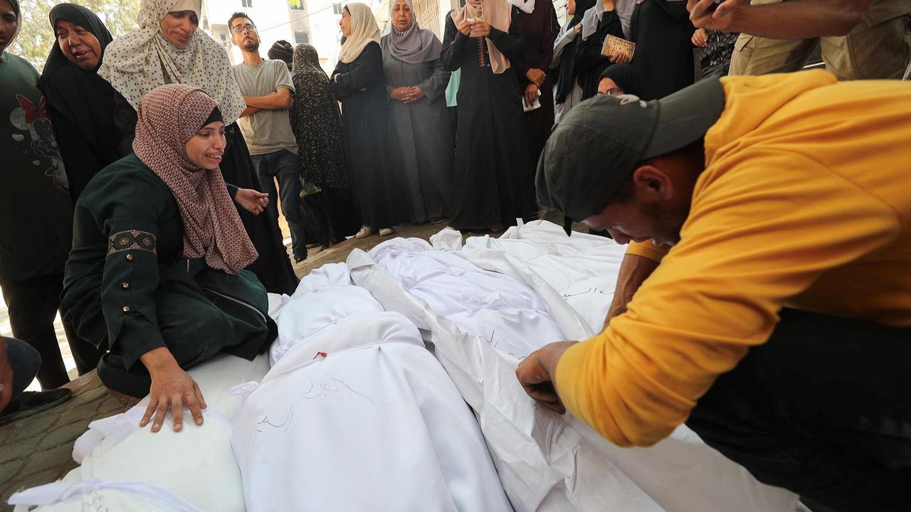 FOTO: Kebiadaban Israel Serang Gaza di Hari Kedua Idul Adha, Sedikitnya 34 Warga Tewas