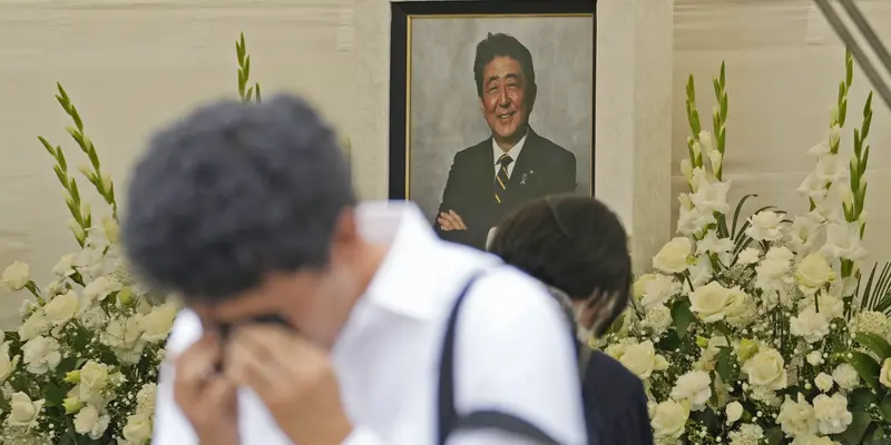 Warga Jepang Peringati Satu Tahun Kematian Shinzo Abe