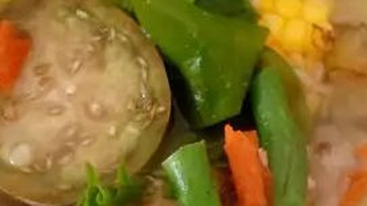 7. Sayur Asem Jawa Bumbu Ulek