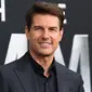 Menjadi seorang aktor memang harus rela melakukan apapun demi keberhasilannya dalam berakting. Seperti yang dilakukan Tom Cruise yang sudah membintangi banyak judul film selama perjalanan kariernya. (AFP/Angela Weis)