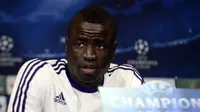 Arsenal Bidik Bek Senegal