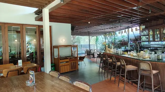 Masa Restaurant & Bar Trunojoyo Bandung/Maps Teddy Hatadjie