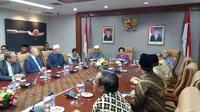 Badan Pembina Ideologi Pancasila (BPIP) menerima kedatangan Imam Besar Grand Syeikh Al Azhar Ahmad Muhammad Ath-Thayeb di gedung Sekretrariat Negara, Jakarta, Kamis (3/5/2018). (Liputan6.com/Hanz Jimenez Salim)