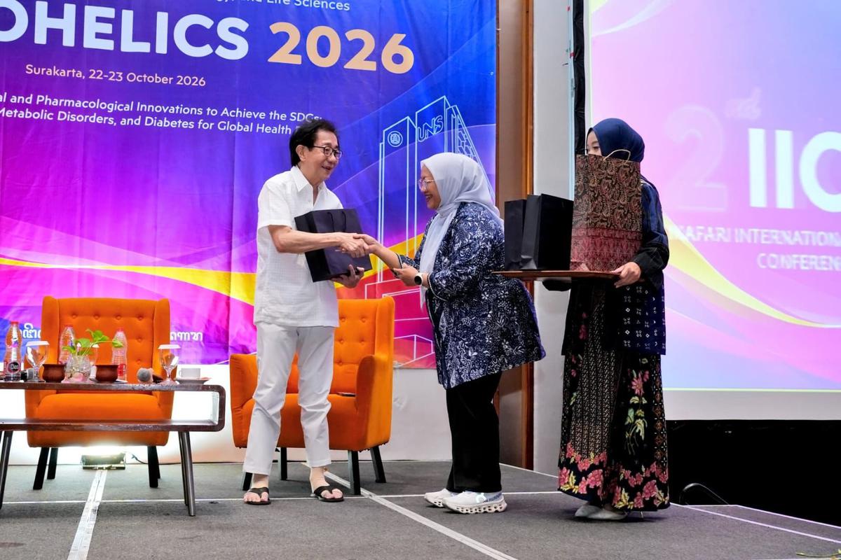 Sido Muncul Tampil di Panggung Ilmiah Internasional, Irwan Hidayat Berbagi Perspektif Bersama Pakar Farmakologi dari Berbagai Negara