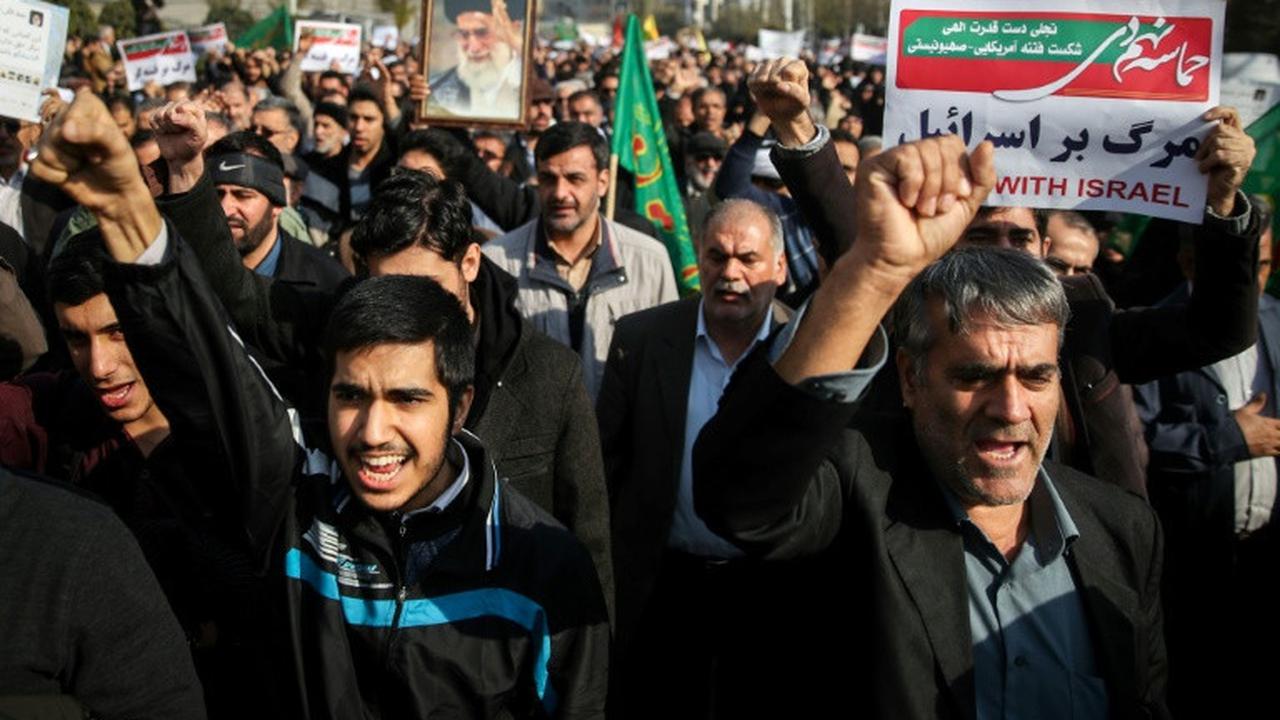 Demonstrasi di Iran (AFP)