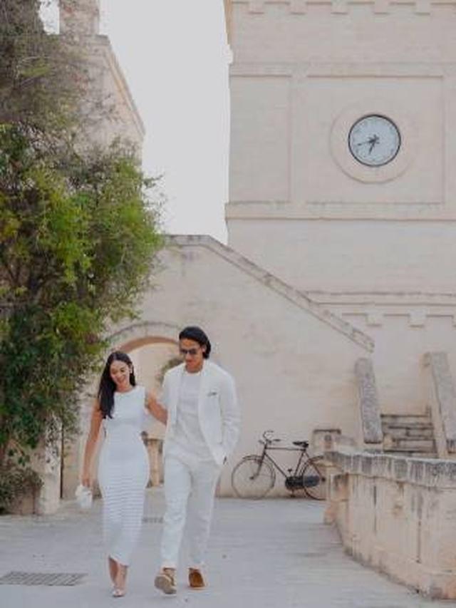 7 Potret Hana Malasan Beri Dukungan Sean Galael di Sirkuit, Tuai Banyak Sorotan