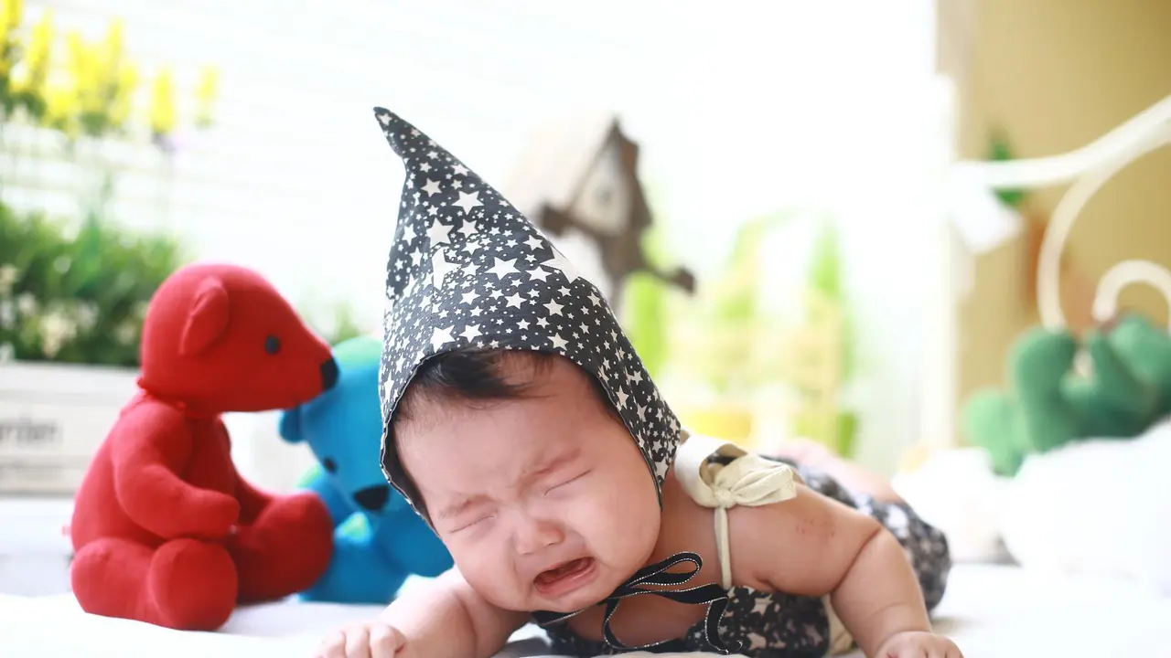 bayi menangis