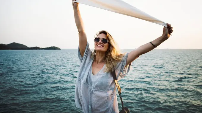 [Bintang] Perempuan Bahagia