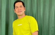 Potret Rumah Mewah Ricky Perdana yang Serba Putih, Ruang Tamu Berisi Kursi Bak di Kerajaan dan Miliki Kolam Renang ala Santorini
