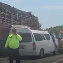Kronologi Kecelakaan Maut Minibus Suporter PSS Sleman di Tol Madiun