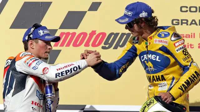 Valentino Rossi dan Nicky Hayden-AP-20170523