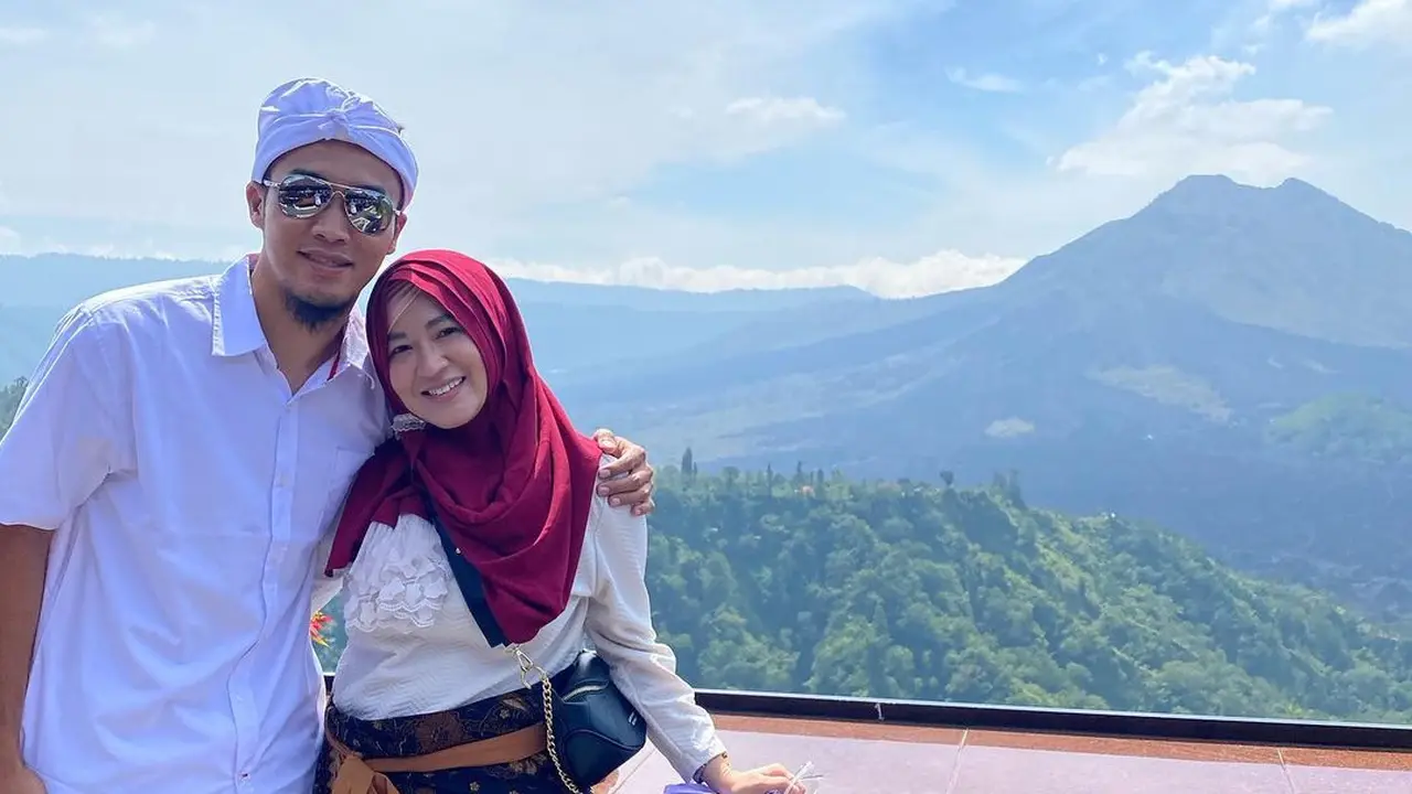 Okie Agustina dan Gunawan Dwi Cahyo
